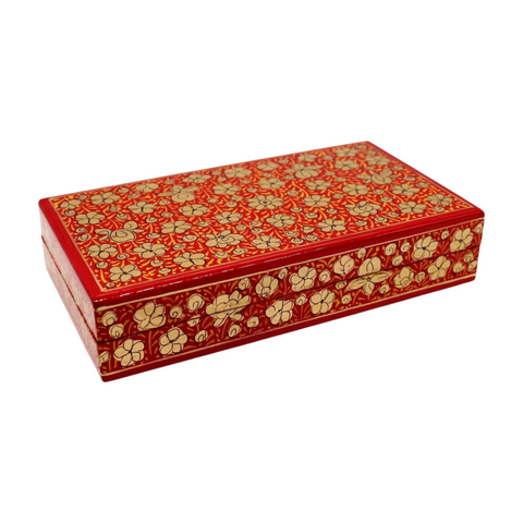 Artezen London Red Planus Gift Box with Milk Chocolates (160g)